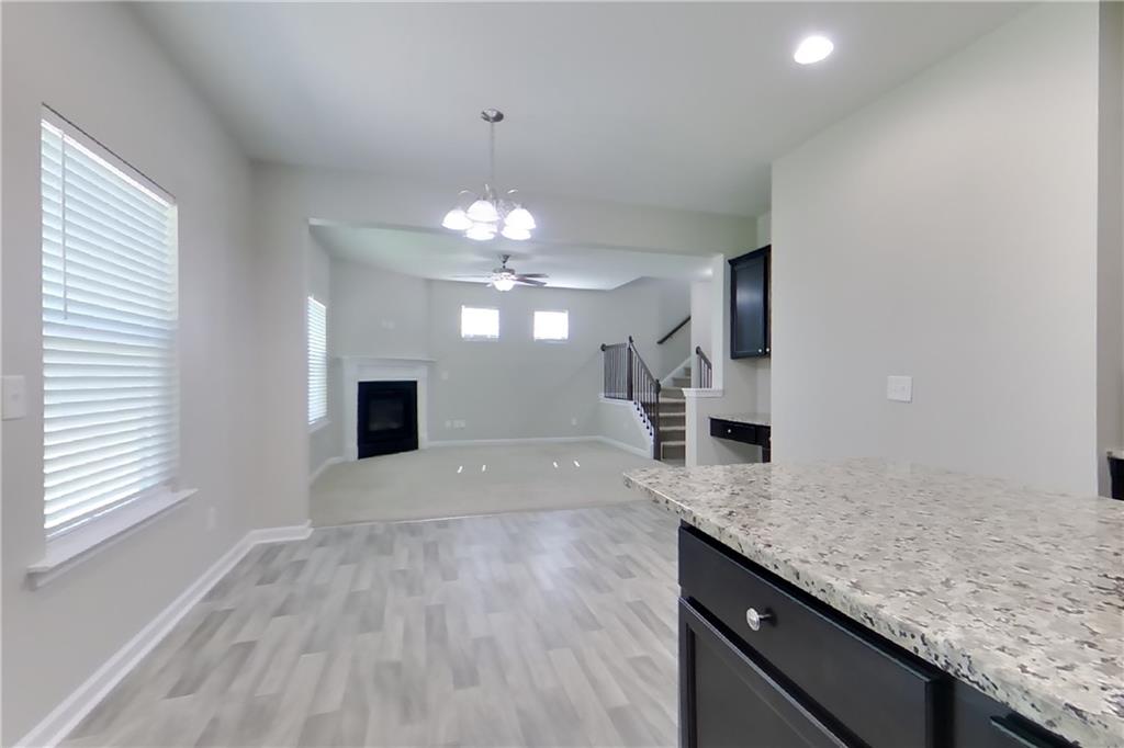 7821587 Property Photo 4