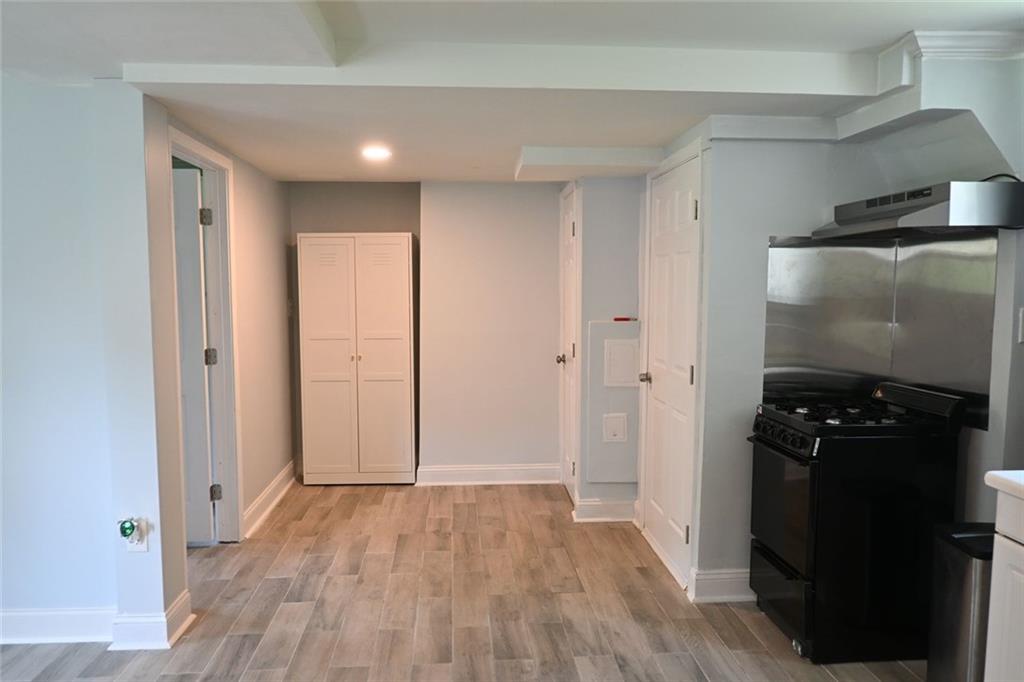 994 Overbrook Circle Unit 1 Property Photo 6