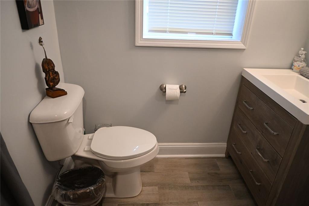 994 Overbrook Circle Unit 1 Property Photo 12