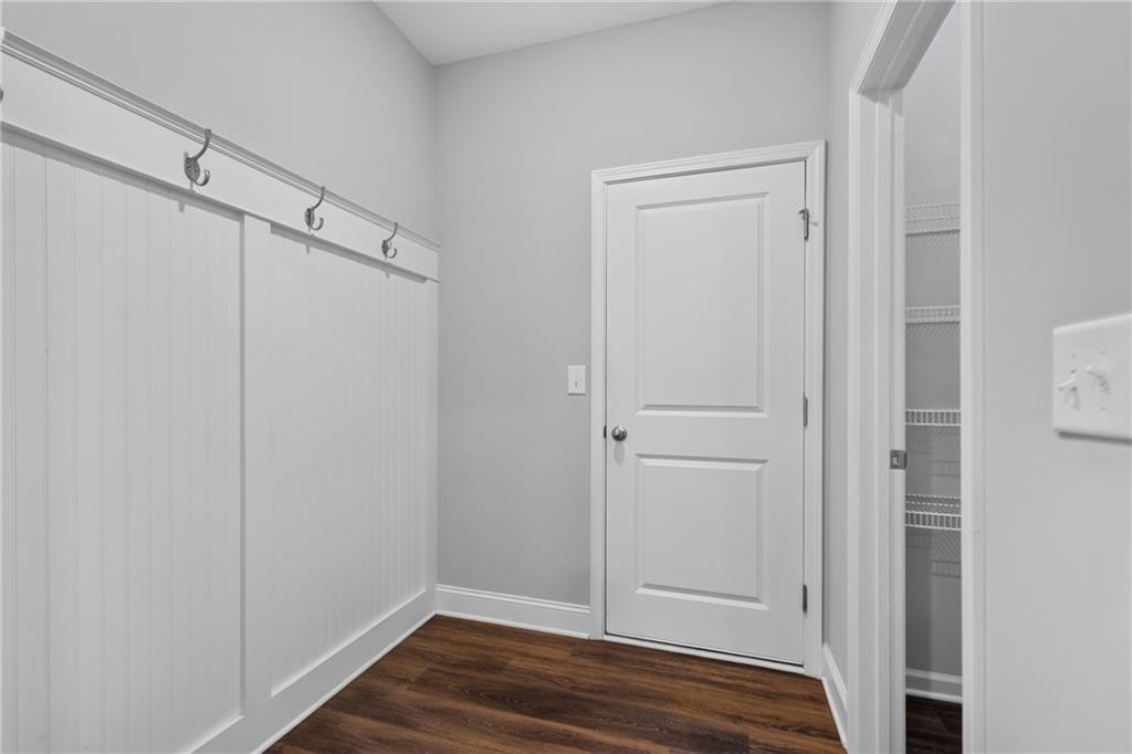 4429 Beechnut View Property Photo 11