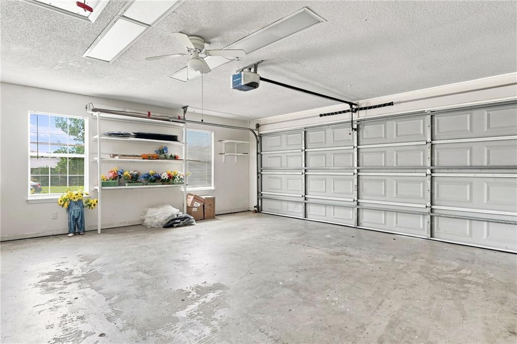 324 S Main Street Property Photo 30