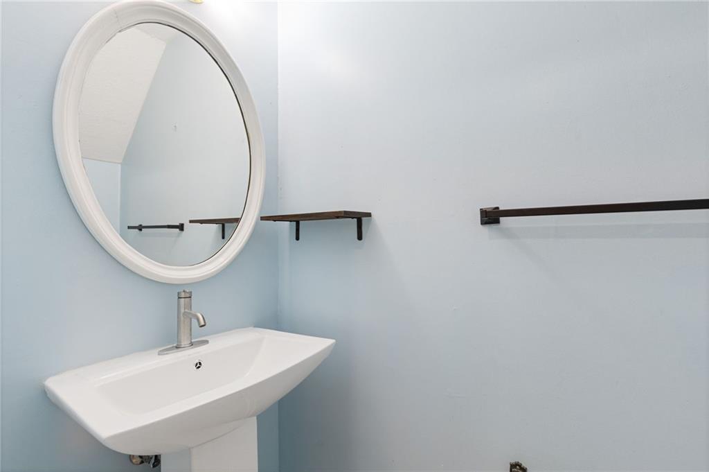 5278 Oakridge Drive Property Photo 13