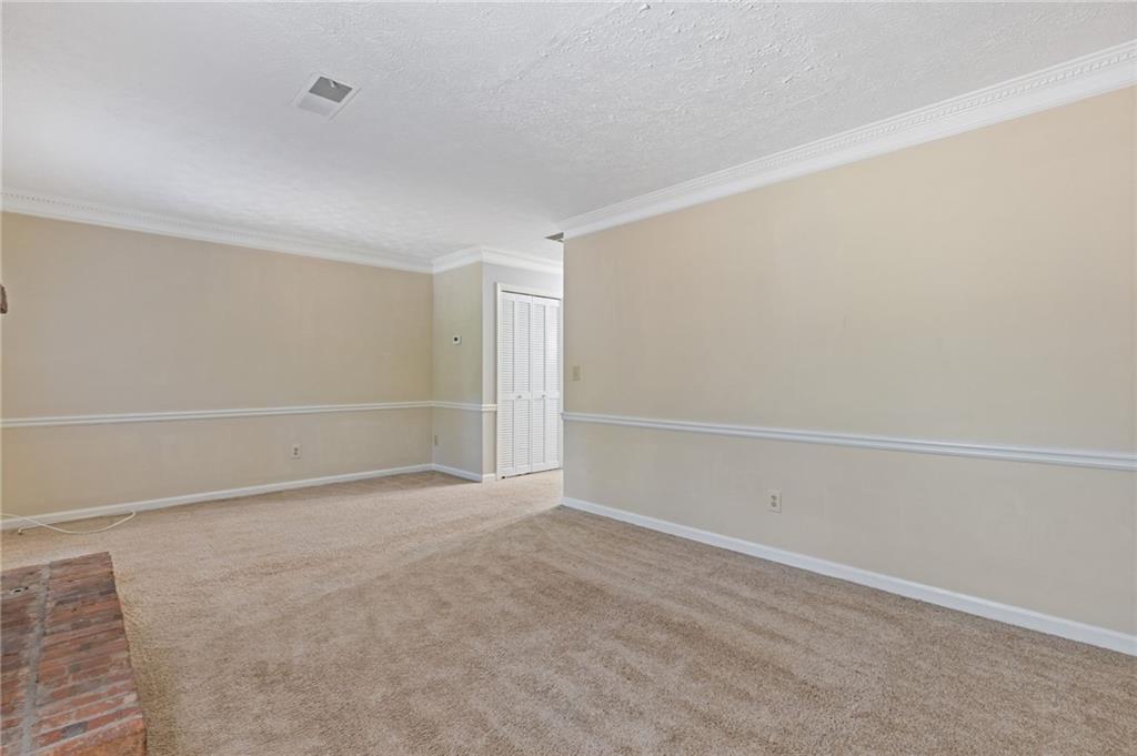5278 Oakridge Drive Property Photo 16