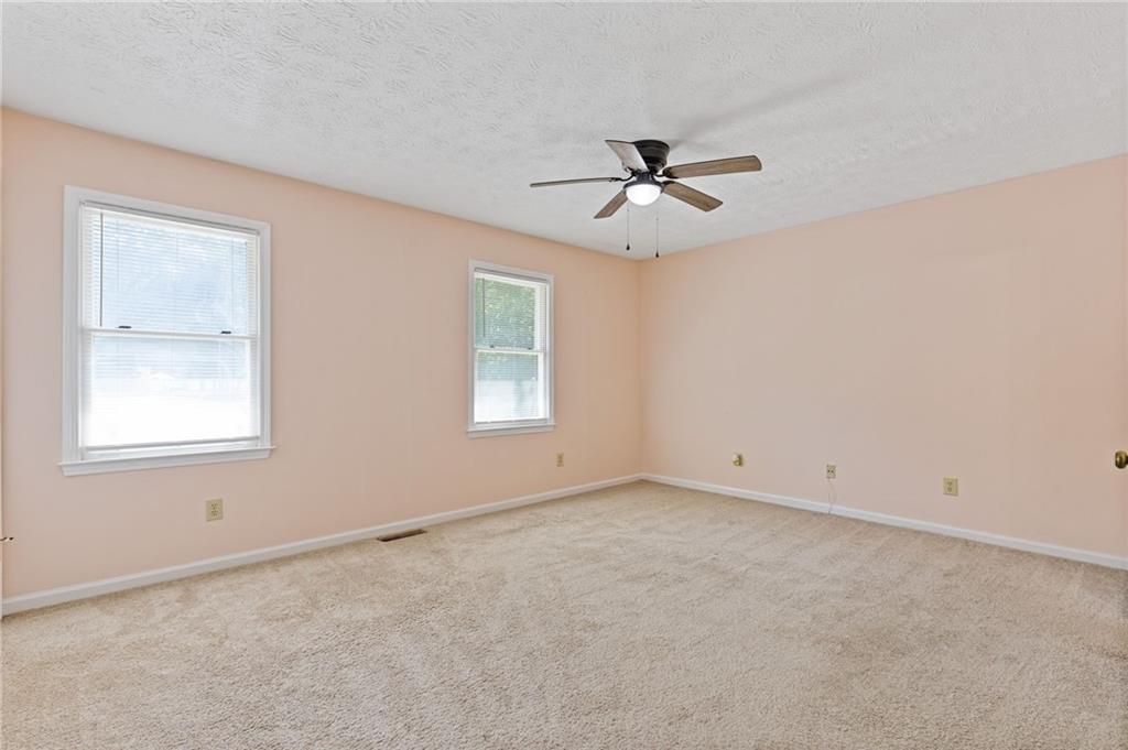 5278 Oakridge Drive Property Photo 18