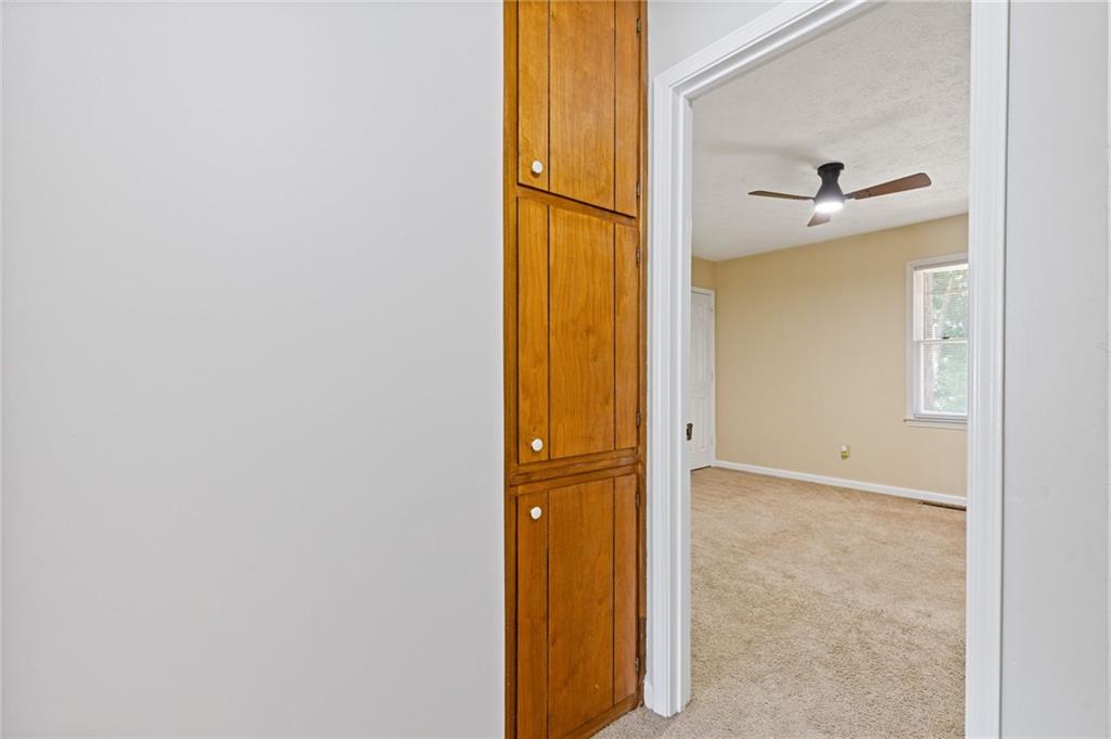 5278 Oakridge Drive Property Photo 20