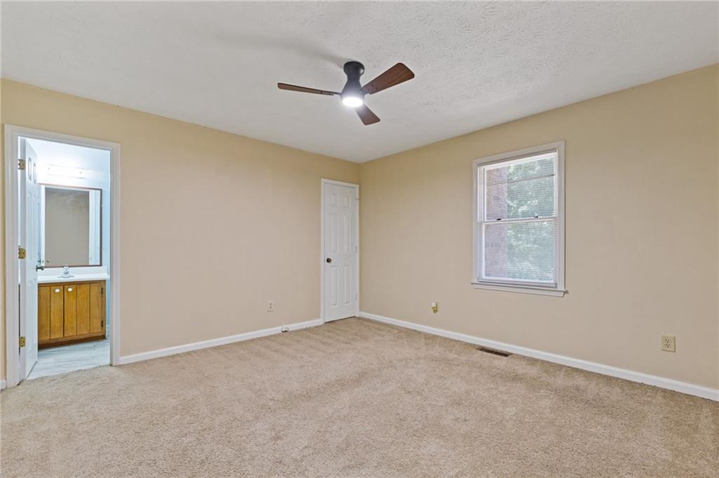 5278 Oakridge Drive Property Photo 22