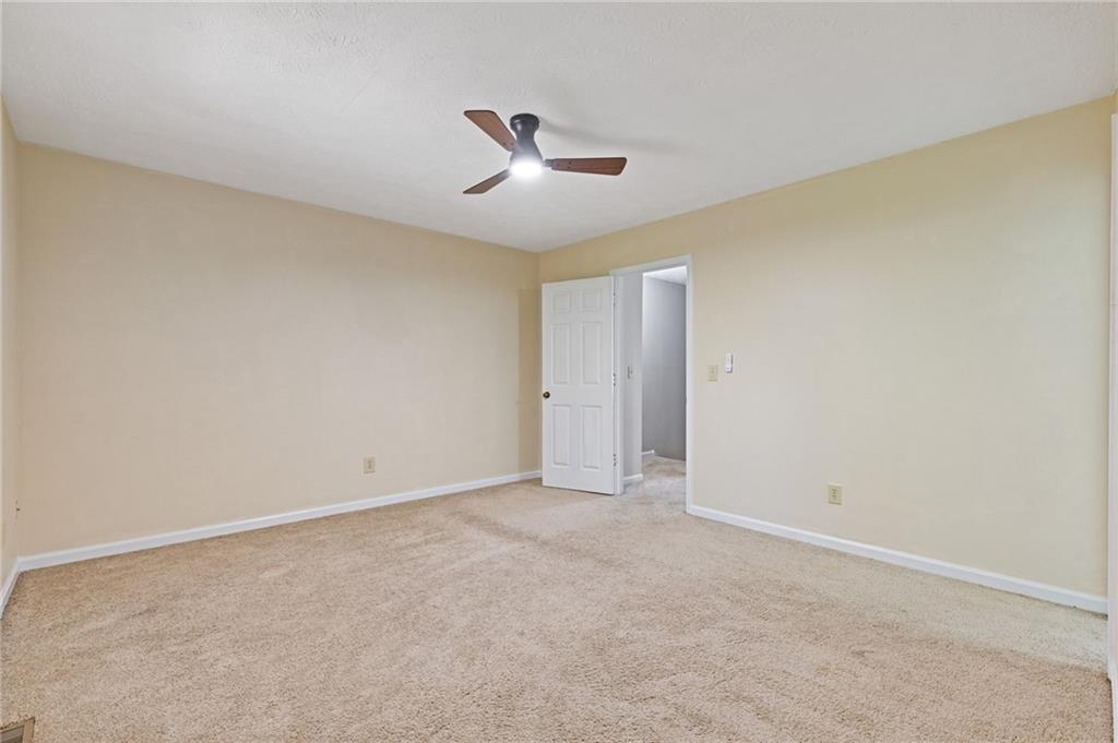 5278 Oakridge Drive Property Photo 25