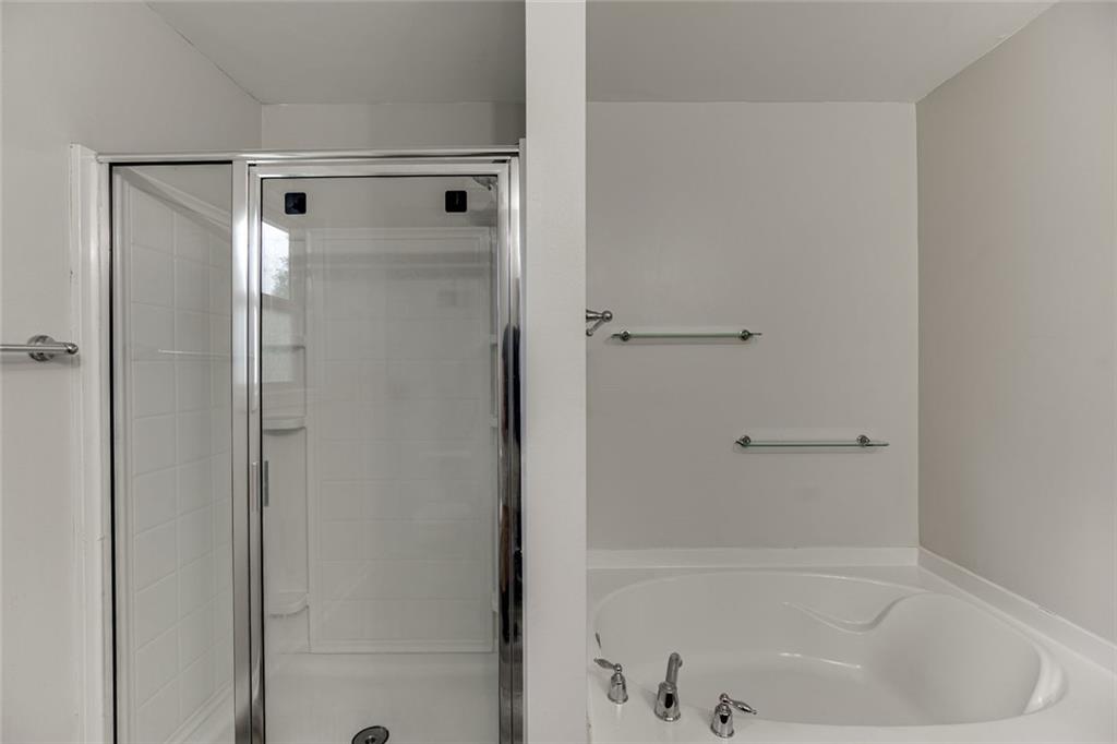 5854 Bridgeport Court Property Photo 33