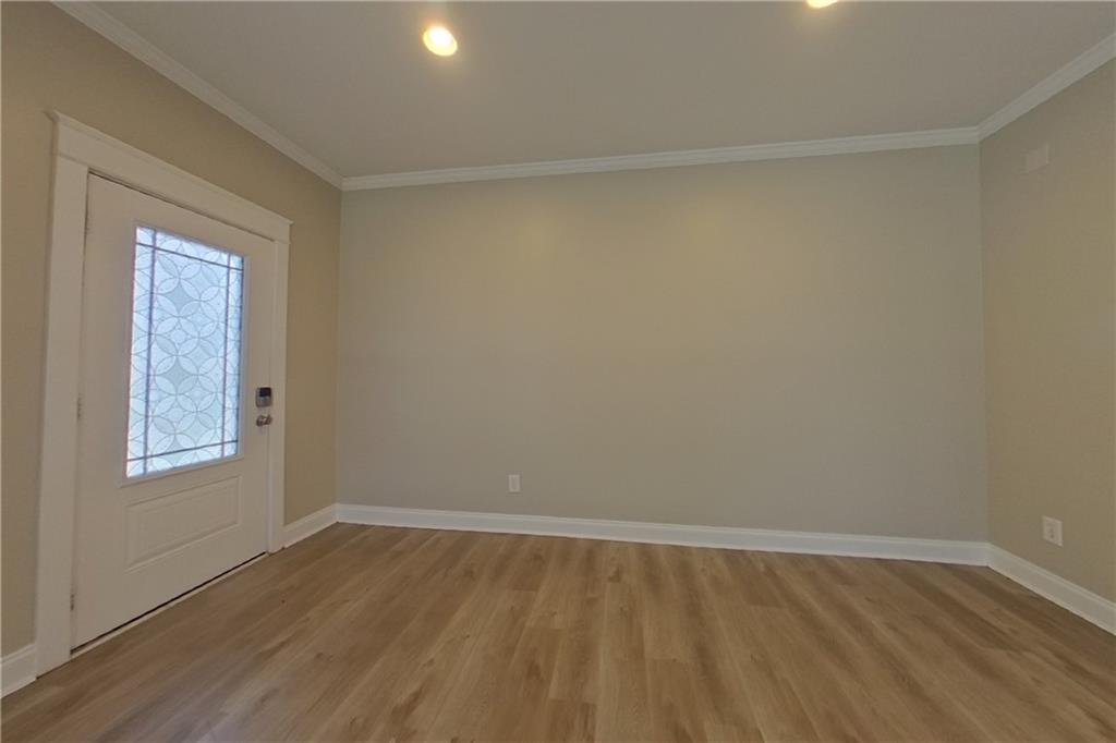 7821641 Property Photo 3