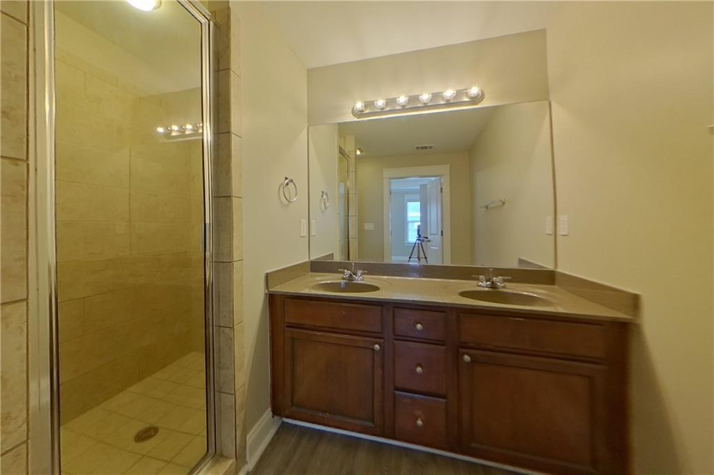 7821641 Property Photo 10