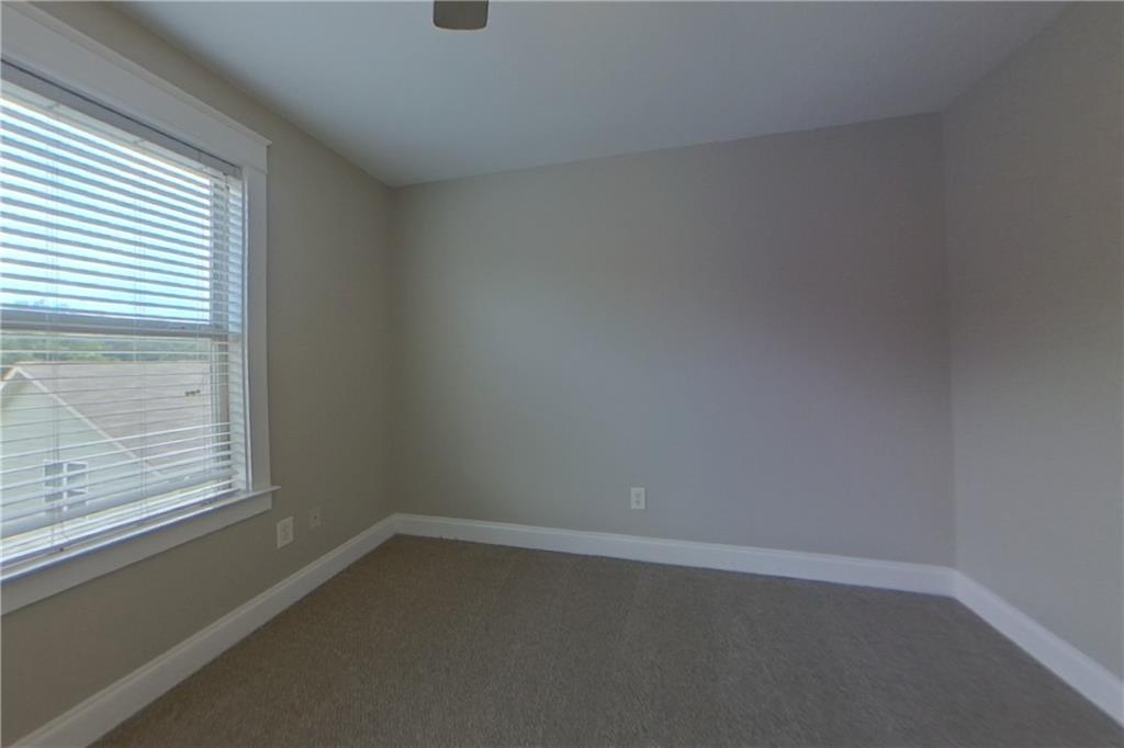 7821641 Property Photo 13