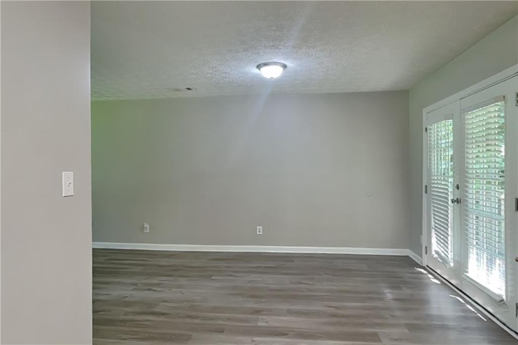7821647 Property Photo 4