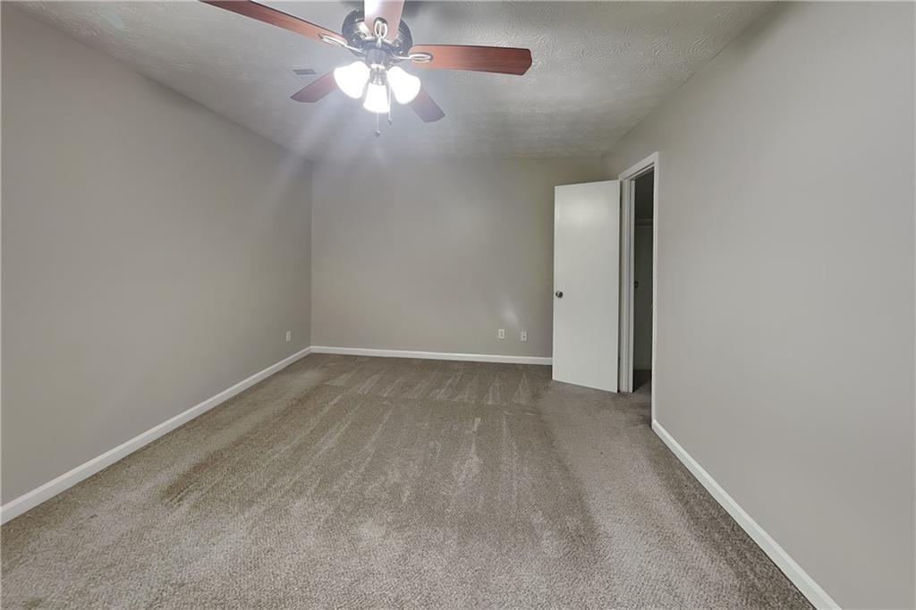 7821647 Property Photo 6