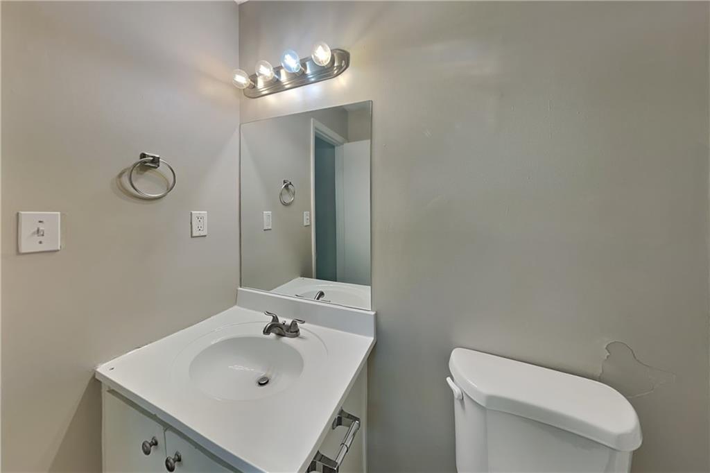 7821647 Property Photo 7