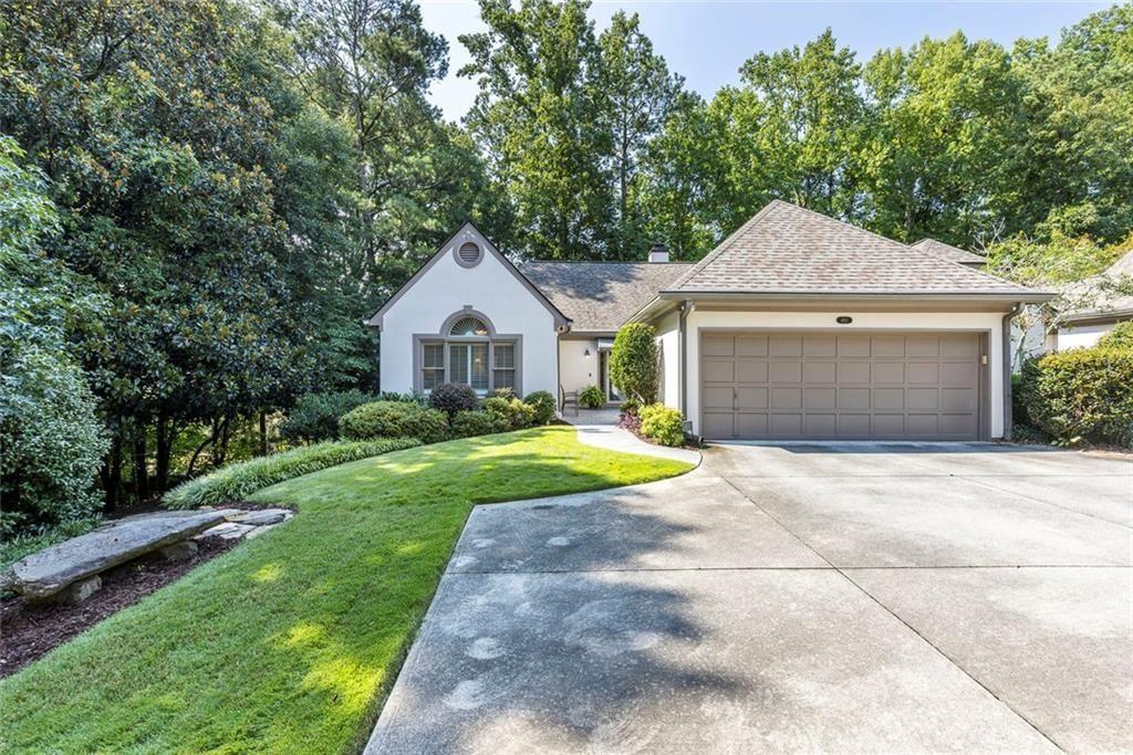 450 Greenlaurel Drive NE Property Photo 1