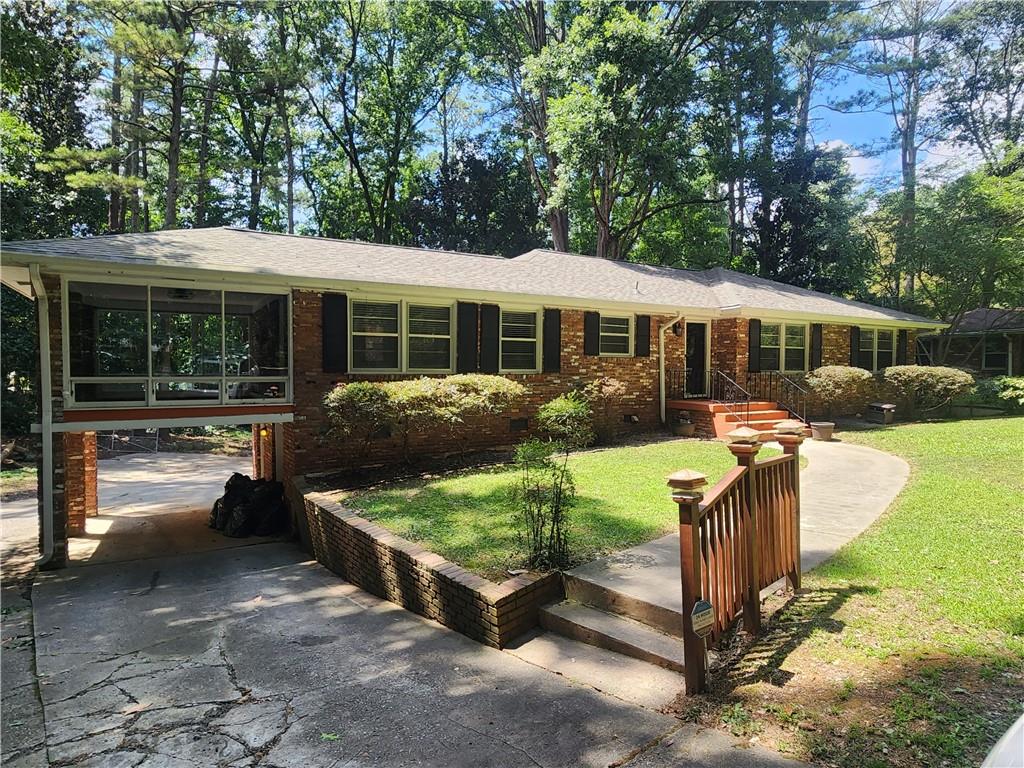 2348 Clairmont Road Ne Property Photo 2