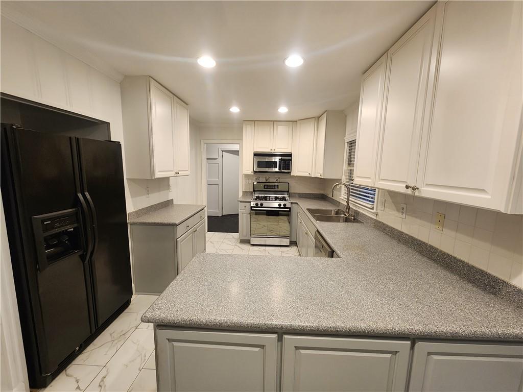 2348 Clairmont Road Ne Property Photo 9