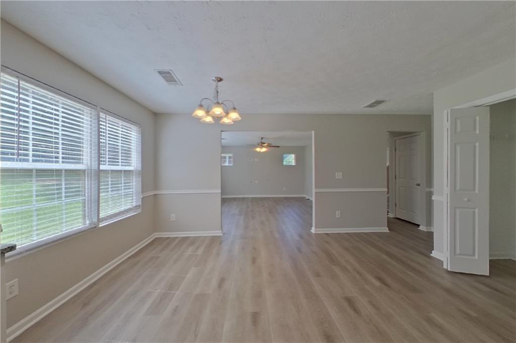 7821669 Property Photo 4