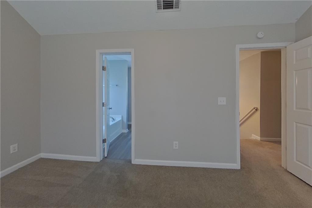 7821669 Property Photo 7