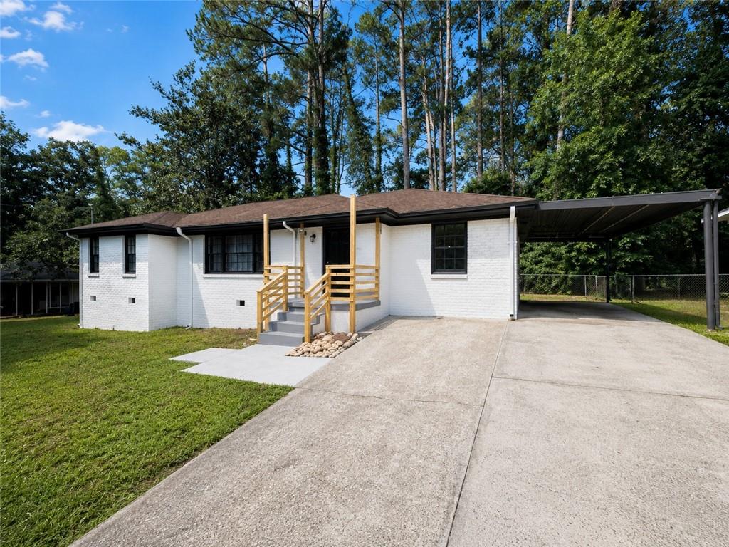 1821 Sandringham Drive Sw Property Photo 1