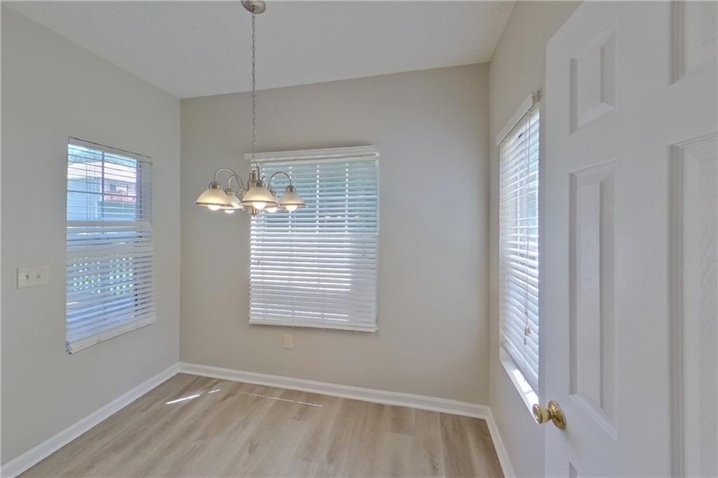 7821679 Property Photo 6