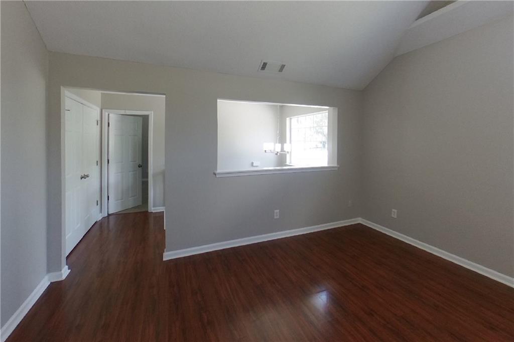 7821699 Property Photo 2