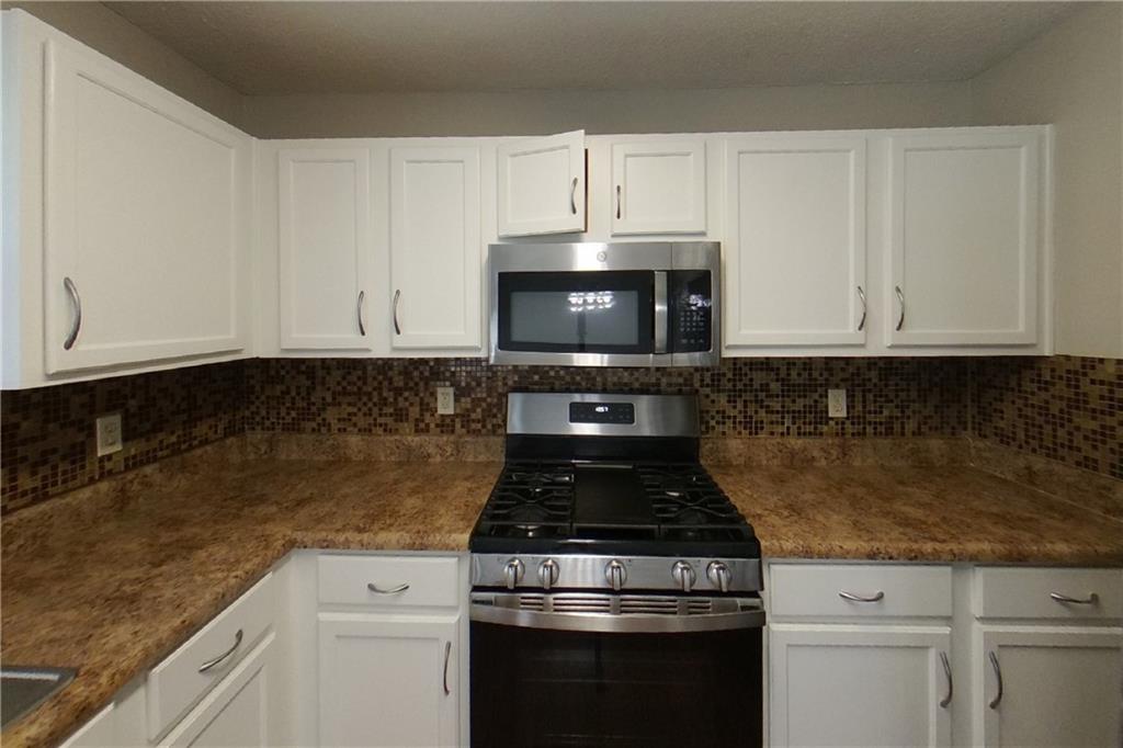 7821699 Property Photo 5