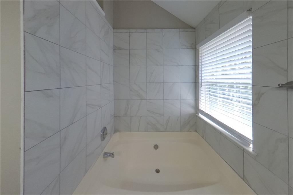 7821699 Property Photo 9