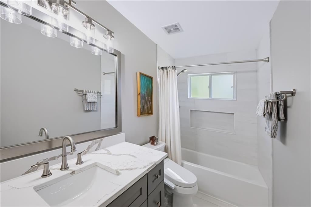 637 Glen Valley Way Property Photo 32