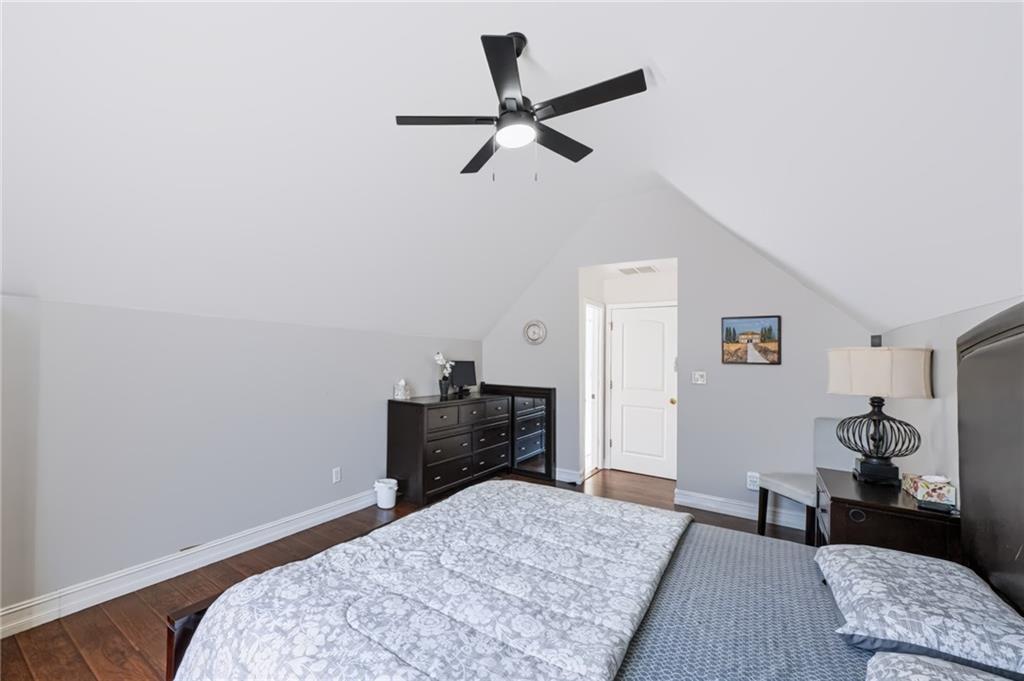 637 Glen Valley Way Property Photo 42
