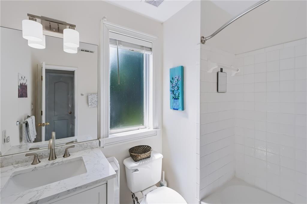 637 Glen Valley Way Property Photo 44