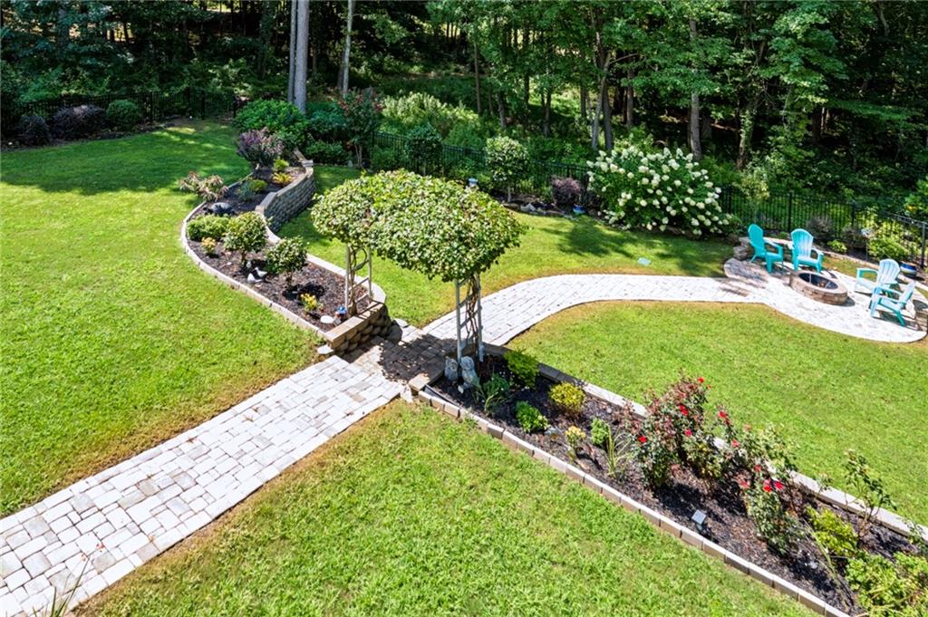 637 Glen Valley Way Property Photo 102