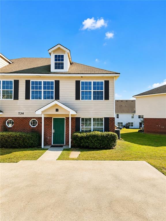736 Wheel House Lane Unit B Property Photo 1