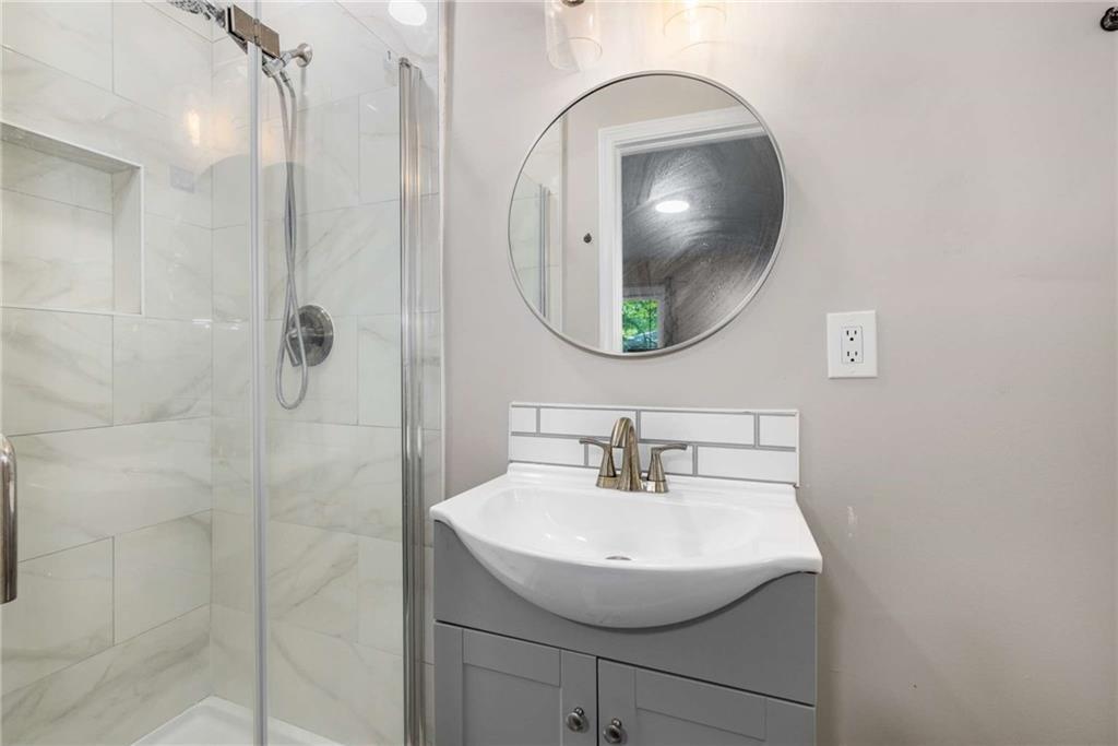 4317 Brookside Drive Property Photo 18