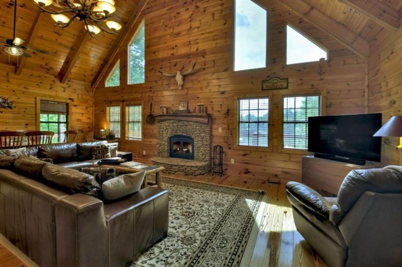 67 Lakeshore Drive Property Photo 6