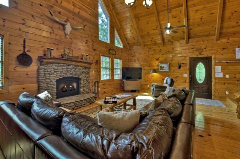 67 Lakeshore Drive Property Photo 8