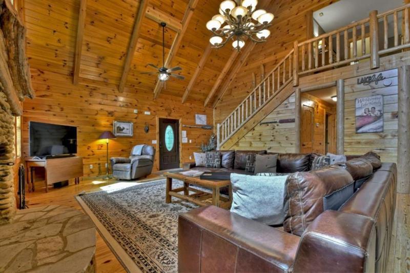 67 Lakeshore Drive Property Photo 10