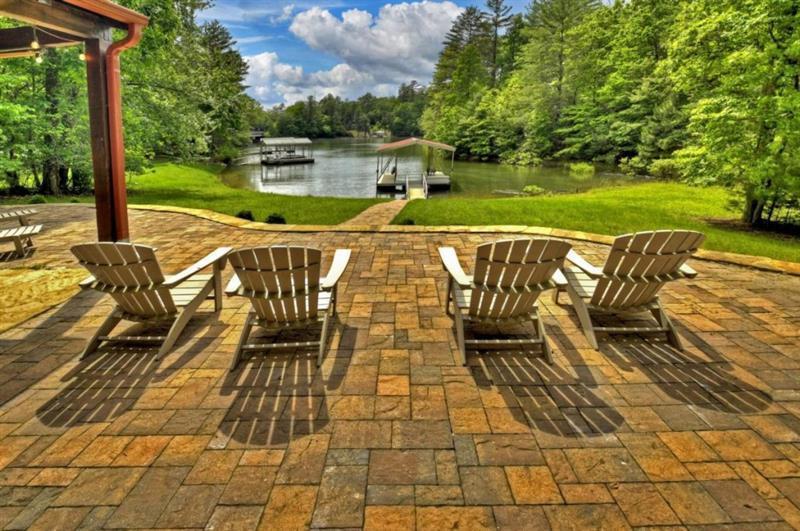 67 Lakeshore Drive Property Photo 37