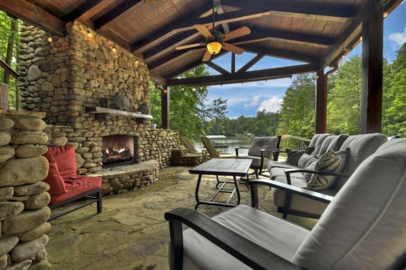 67 Lakeshore Drive Property Photo 38