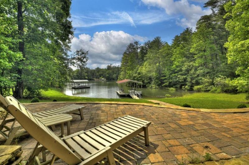 67 Lakeshore Drive Property Photo 40