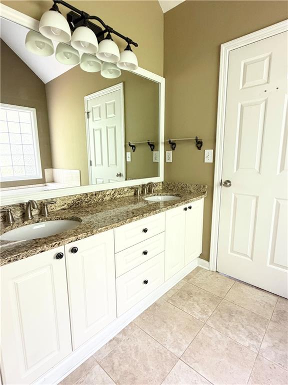 1064 Spanish Moss Court Property Photo 21