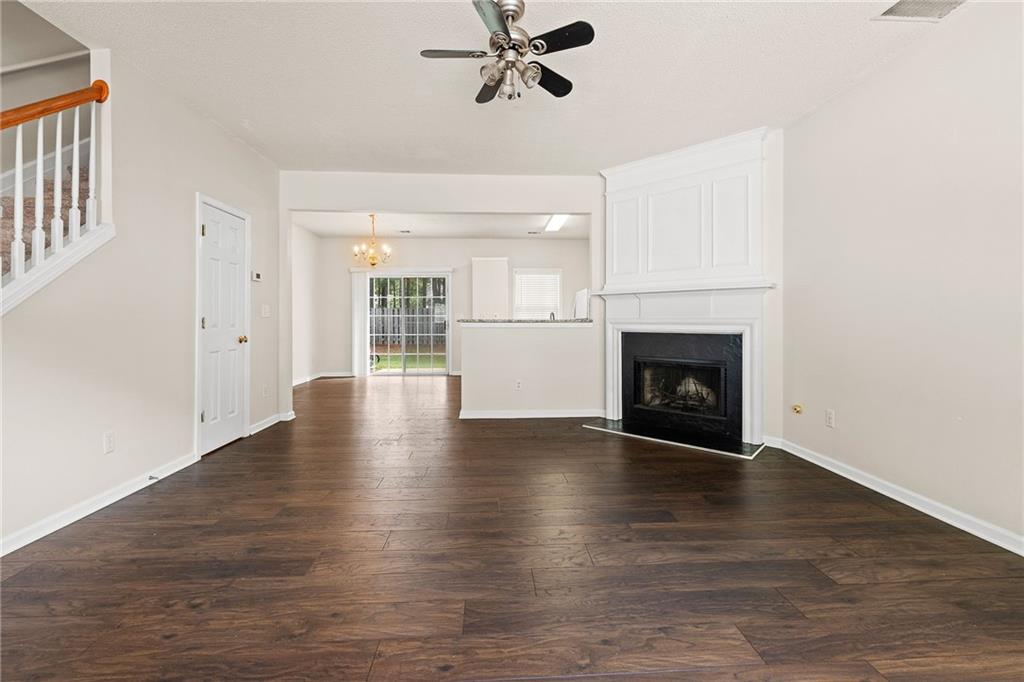 4100 Howell Park Road Property Photo 4