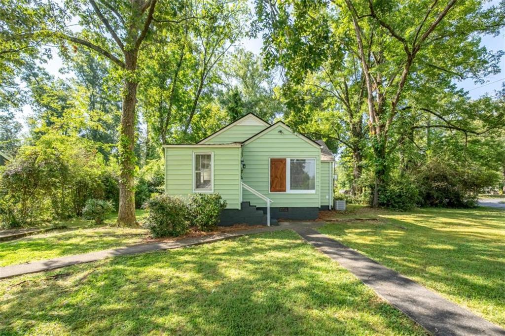 115 Brookwood Avenue Property Photo 1