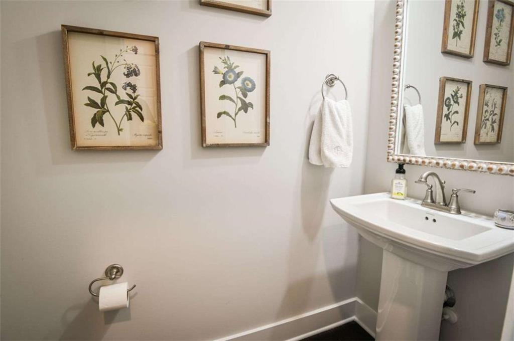 5117 West Robinson Street Property Photo 43