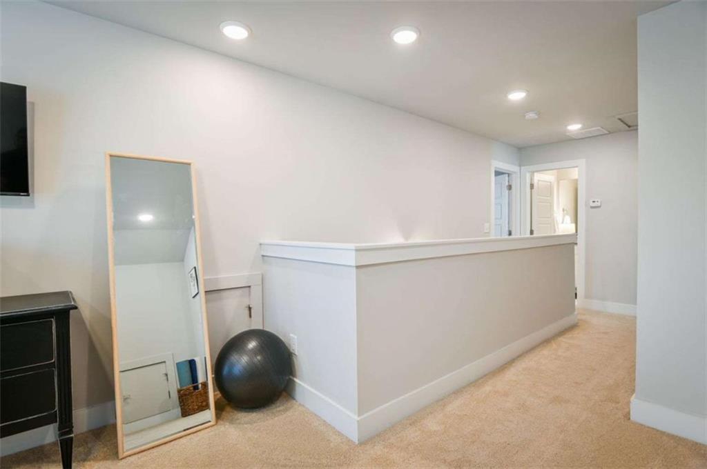 5117 West Robinson Street Property Photo 46