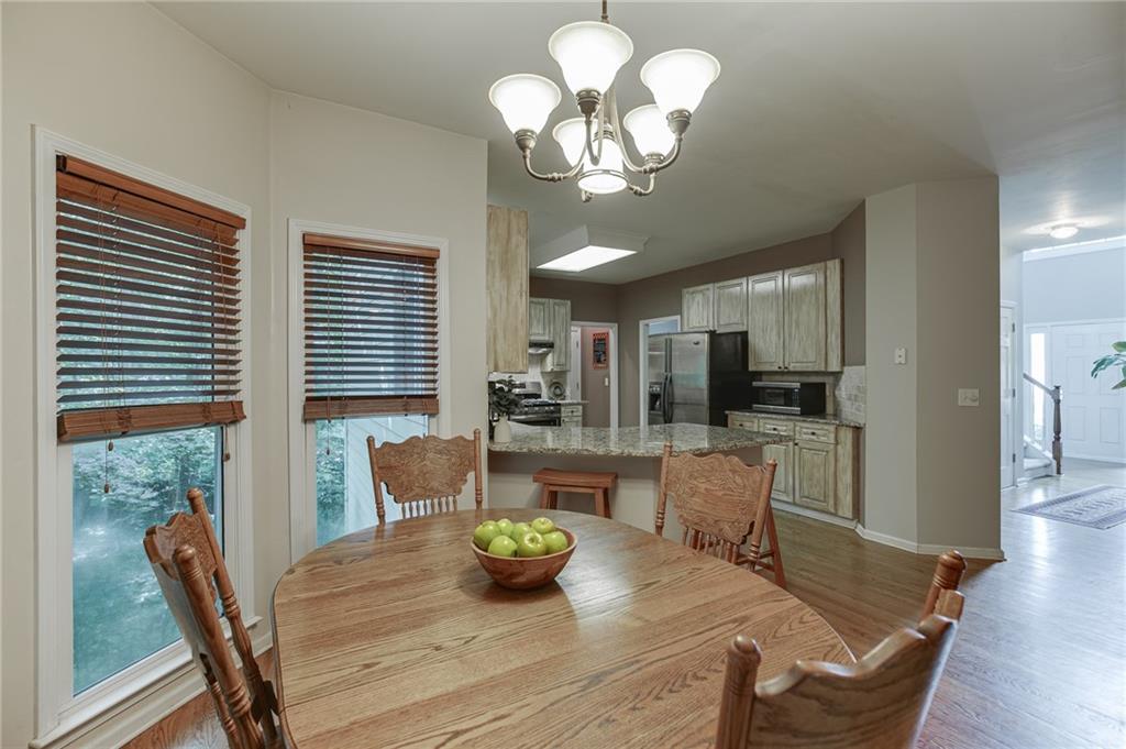 651 Sweetfern Lane Property Photo 8