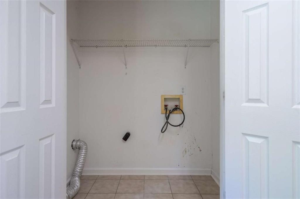 128 Norcross Way Property Photo 11