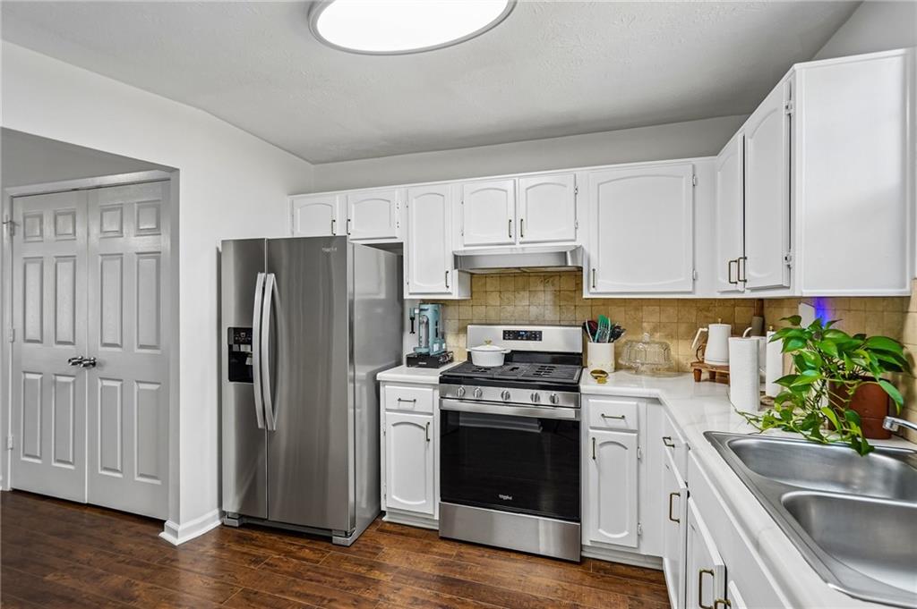 3965 Wolcott Circle Property Photo 8