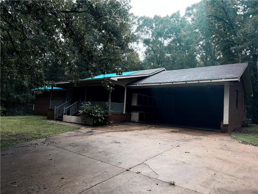 2636 Highway 162 Property Photo 1