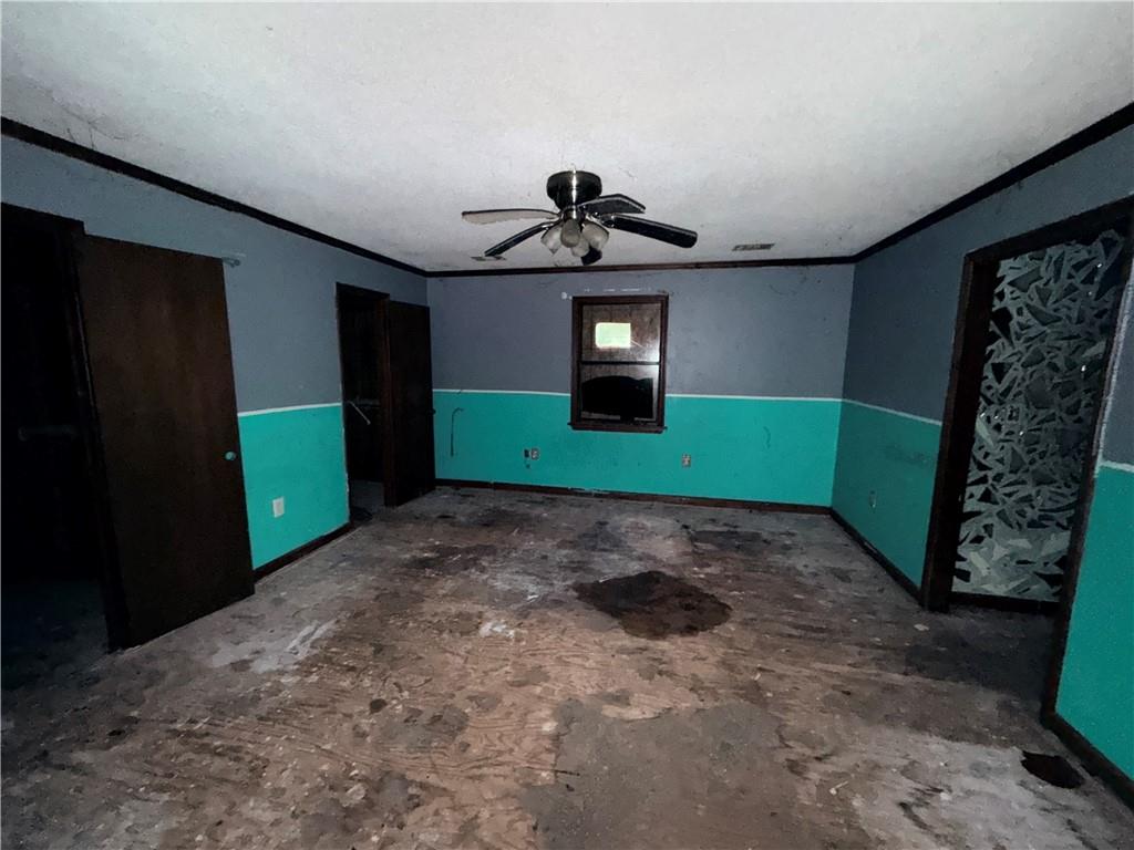 2636 Highway 162 Property Photo 10